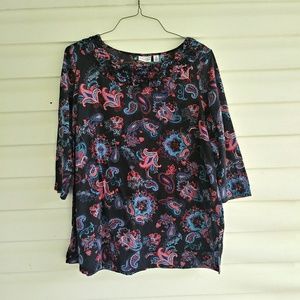 ⚡2 for $10⚡ Multicolored Paisley Shirt